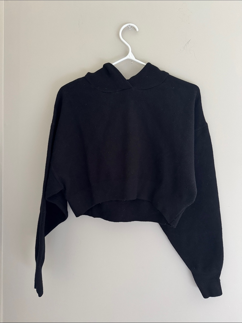 ZARA KNIT CROPPED HOODIE